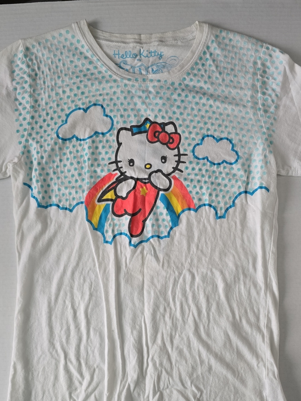 Vintage 2007 Hello Kitty by DOE Superhero Rainbow Graphic Tee